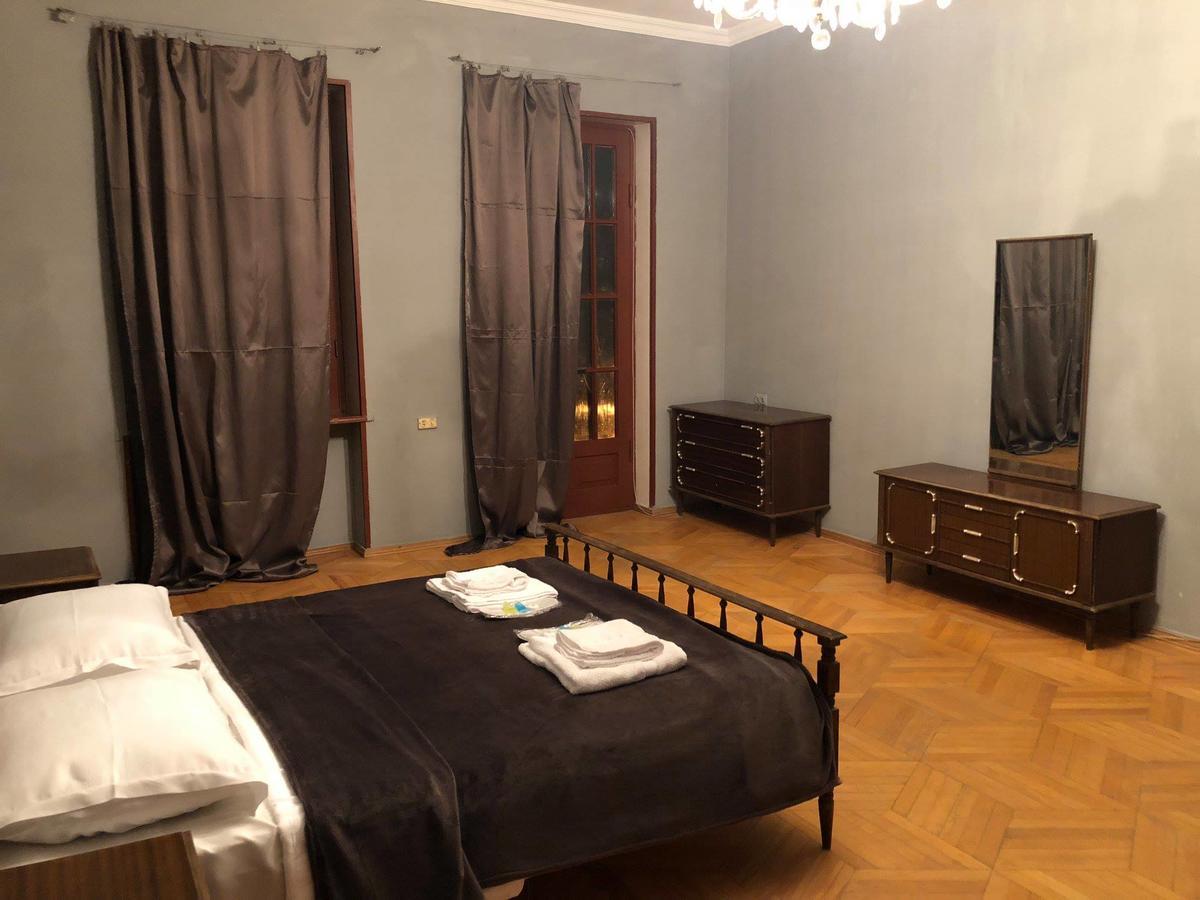 Lucky Family Hotel Tbiliszi Kültér fotó
