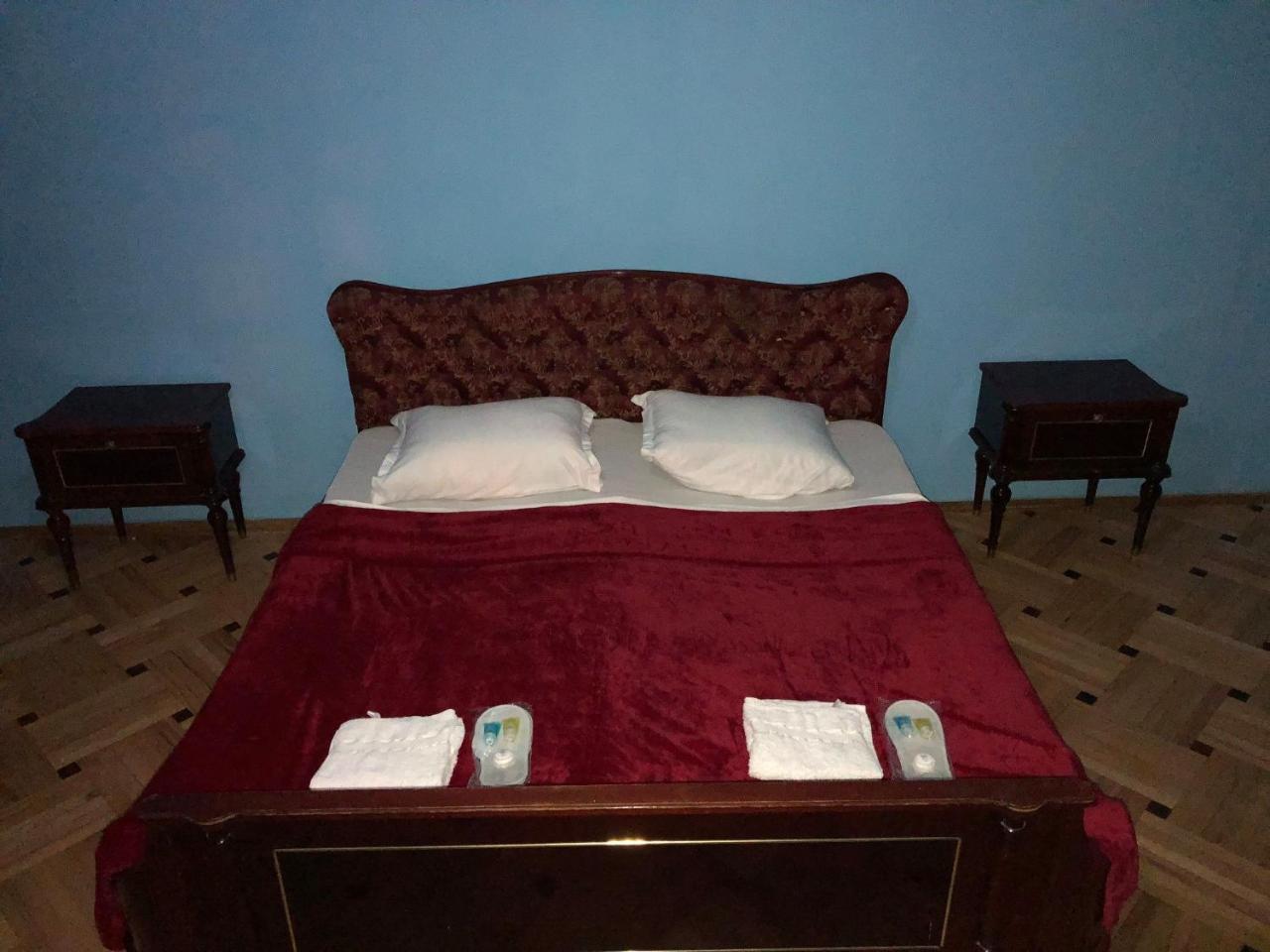Lucky Family Hotel Tbiliszi Kültér fotó