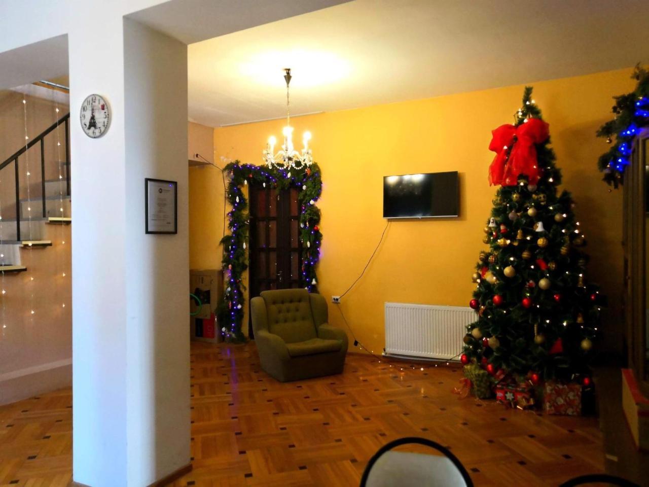 Lucky Family Hotel Tbiliszi Kültér fotó