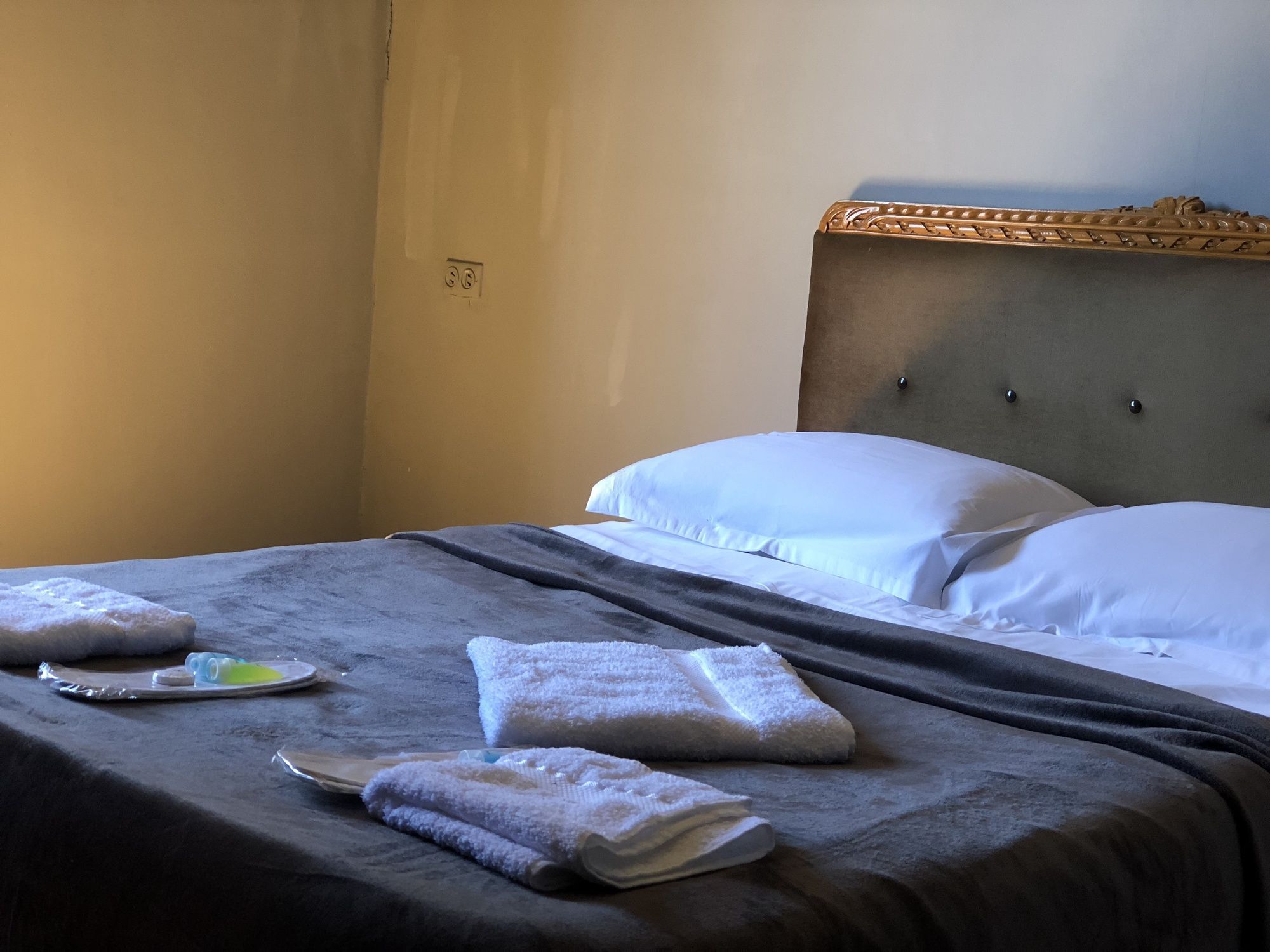 Lucky Family Hotel Tbiliszi Kültér fotó